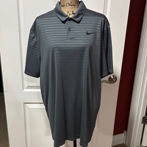 Nike Gray Polo Shirt Moisture-Wicking Athletic Wear